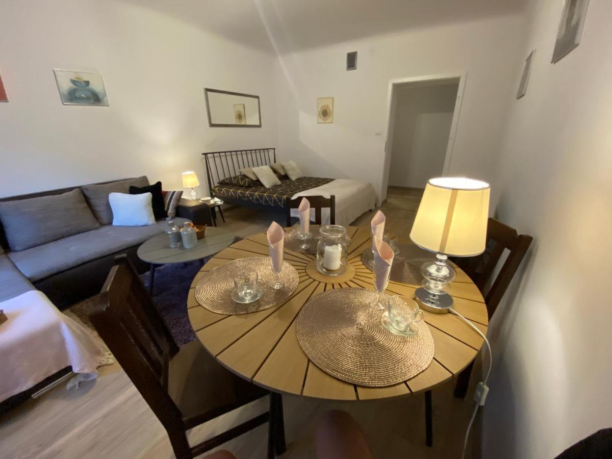 Apartament Arsenal Apartment วอร์ซอ ภายนอก รูปภาพ
